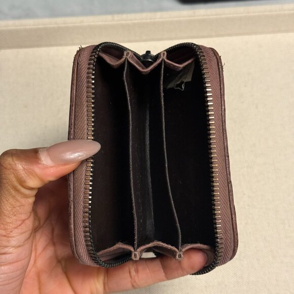 Bottega Veneta Zipped Card Case - Picture 8 of 13